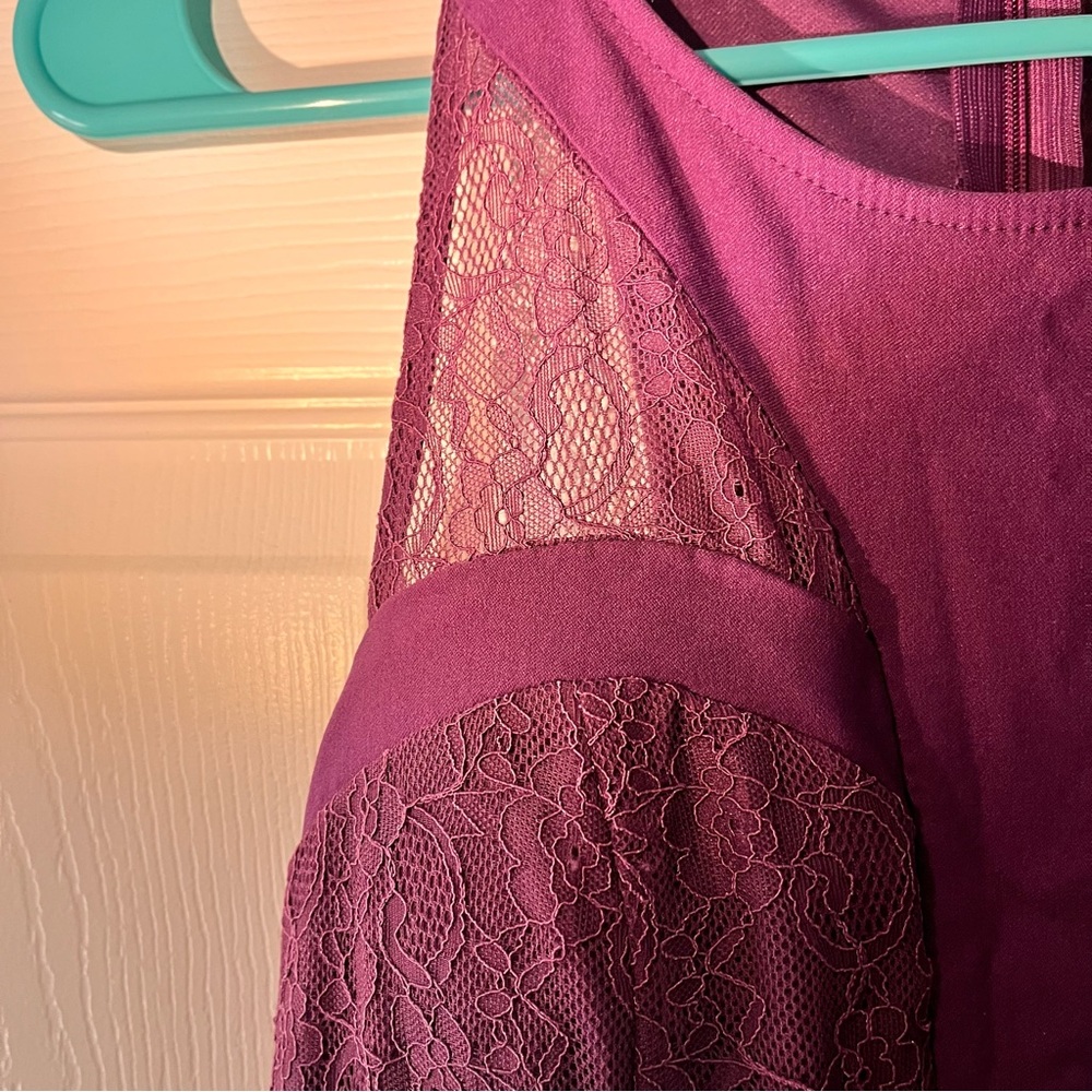 Elegant Lace Women's Dress in Purple